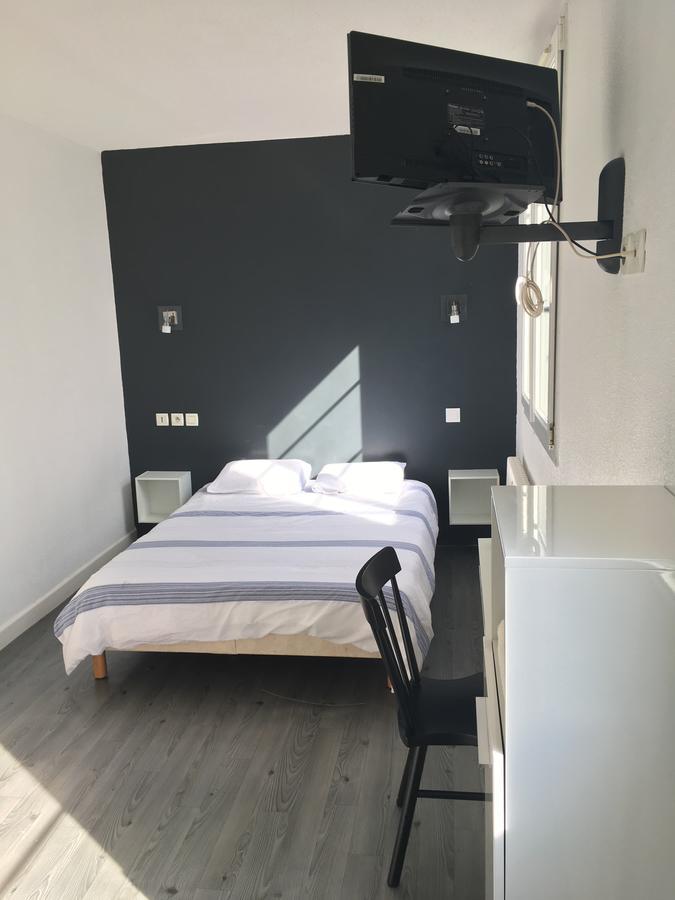Le 38 Hotel Restaurant 돌 외부 사진